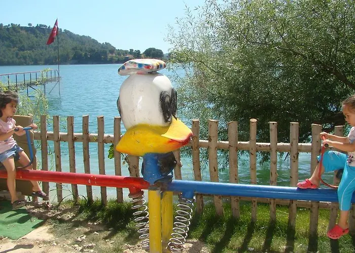 住宿加早餐酒店 Golbasi *